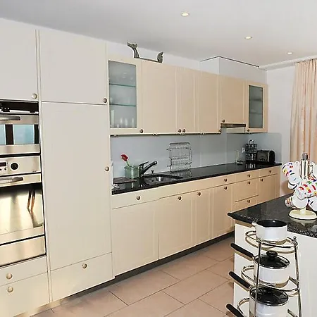 Appartement Sleeps 6 Wifi *